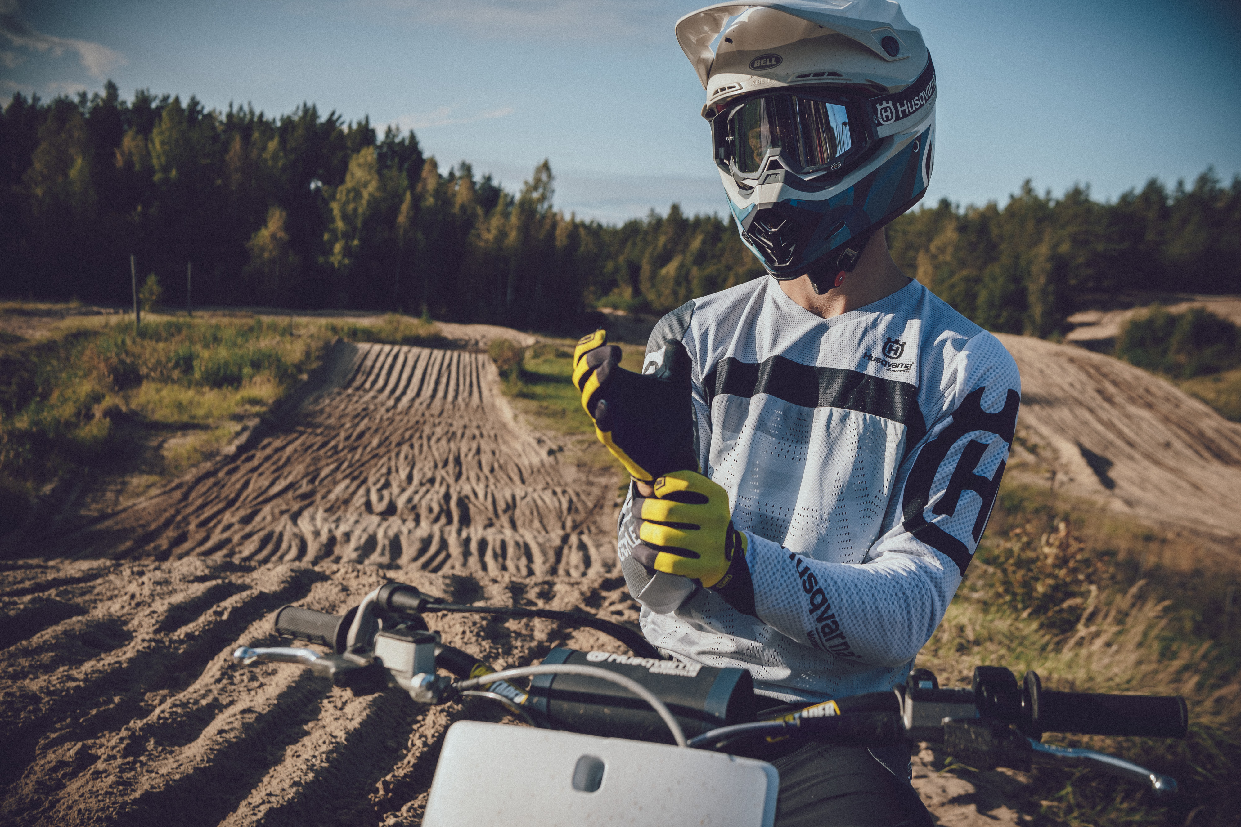 Husqvarna dirt best sale bike apparel